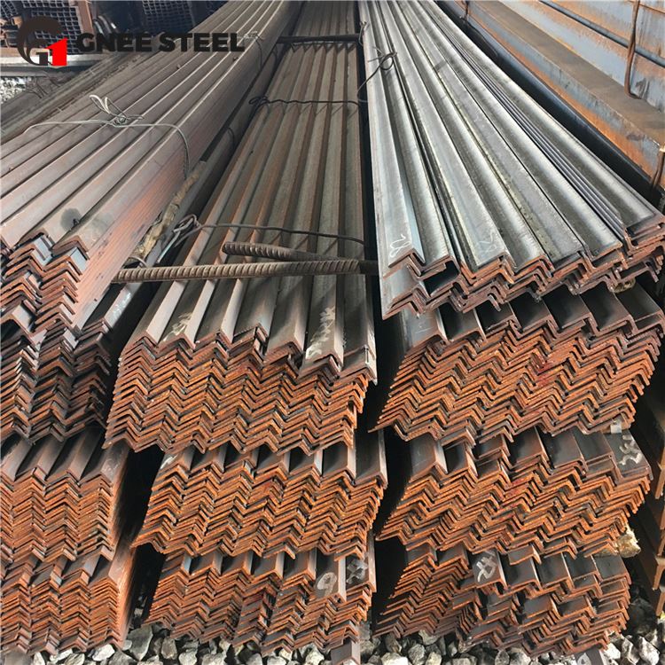 Fer d'angle ABS AH32 AH36